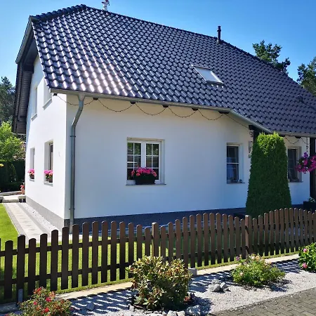 Проживание в семье Gaestezimmer Im Bewohnten Efh Mit Pool Und Garten *