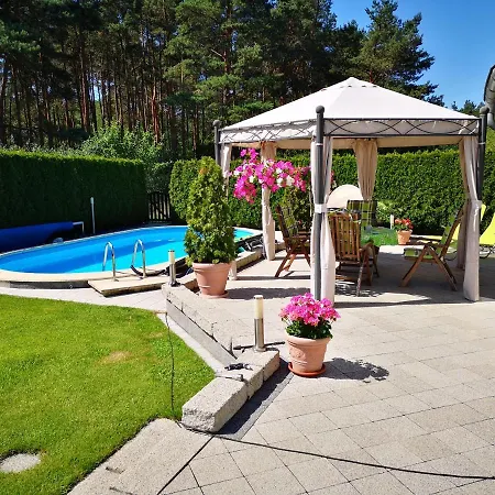 Gaestezimmer Im Bewohnten Efh Mit Pool Und Garten * Ziltendorf