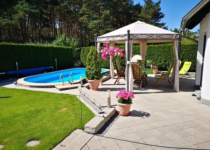 Gaestezimmer Im Bewohnten Efh Mit Pool Und Garten * Ziltendorf